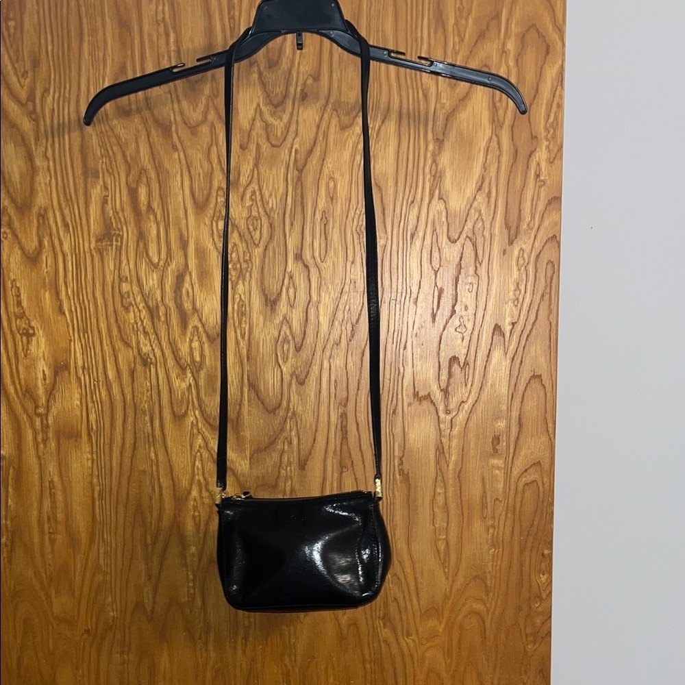 Monsac Originals Elegant Black Leather Crossbody Bag